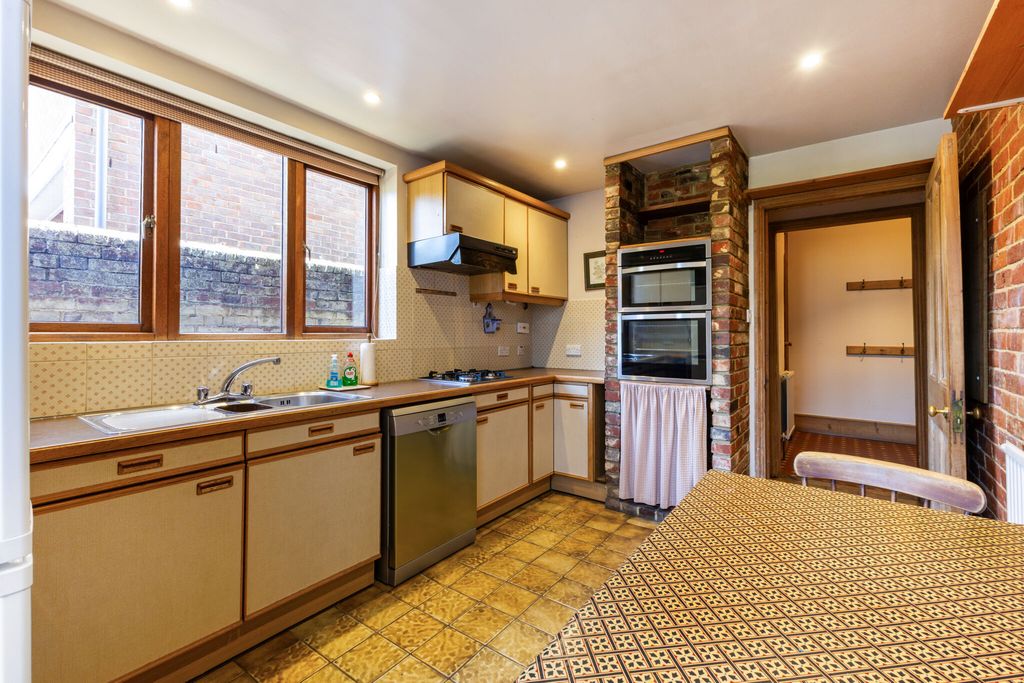 Additional image 5 of 4 bed detached house for saleAnstey Road, Alton GU34