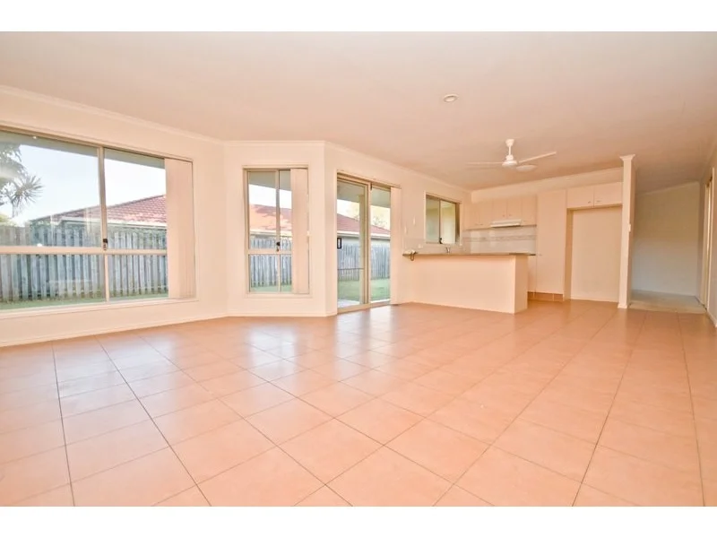 Additional image 2 of 46 Kingarry Circuit, Merrimac QLD 4226