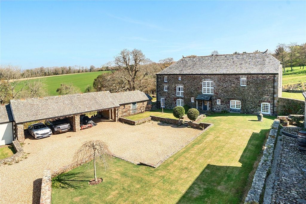 5 bed detached house for saleYealmpton, Plymouth, Devon PL8