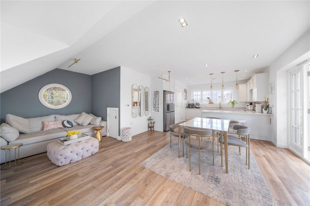 Additional image 4 of 2 bed flat for saleThe Avenue, Beckenham BR3