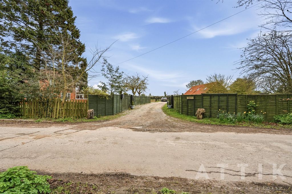 Additional image 15 of 5 bed equestrian for saleBarnaby Green, Wangford, Beccles NR34