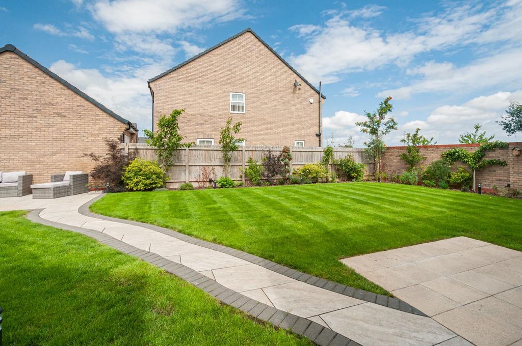 Additional image 25 of 4 bed property for saleWinter Place, Beverley HU17