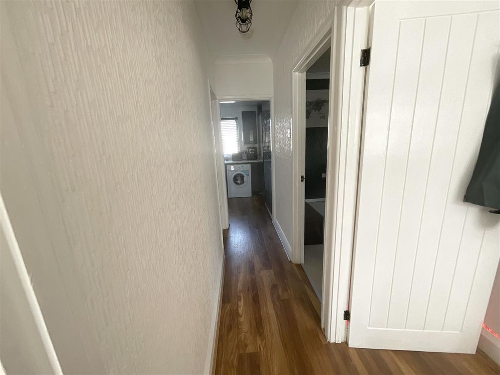 Additional image 8 of 2 bed flat for saleHigh Street, Llanelli SA15