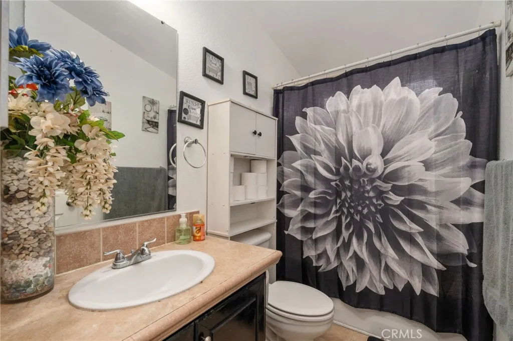 Additional image 41 of 16860 Slover Ave, Fontana, CA 92337