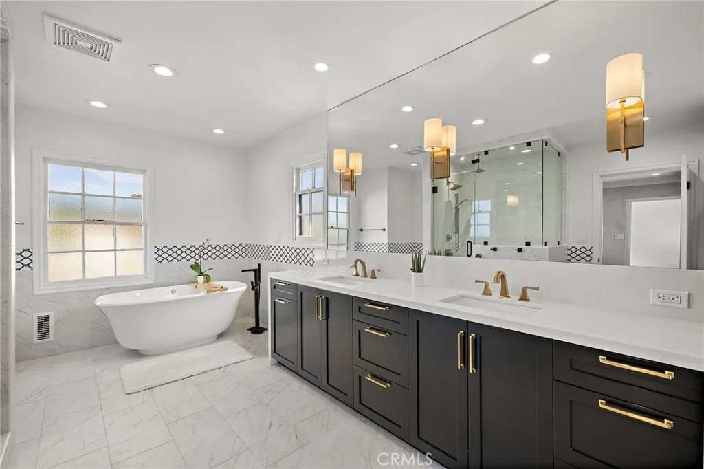 Additional image 19 of 3930 Myrtle Ave, Long Beach, CA 90807