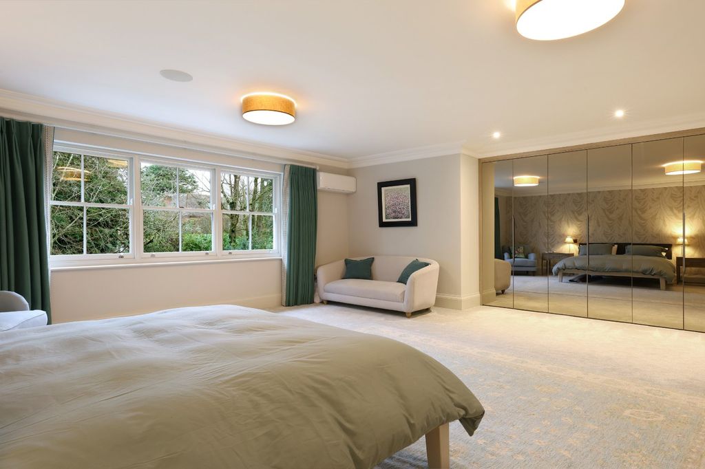 Additional image 11 of 6 bed detached house for saleGregories Farm Lane, Beaconsfield, Buckinghamshire HP9