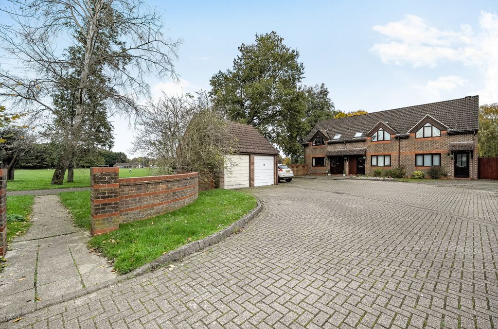 Additional image 10 of 3 bed end terrace house for saleWoking, Surrey GU21