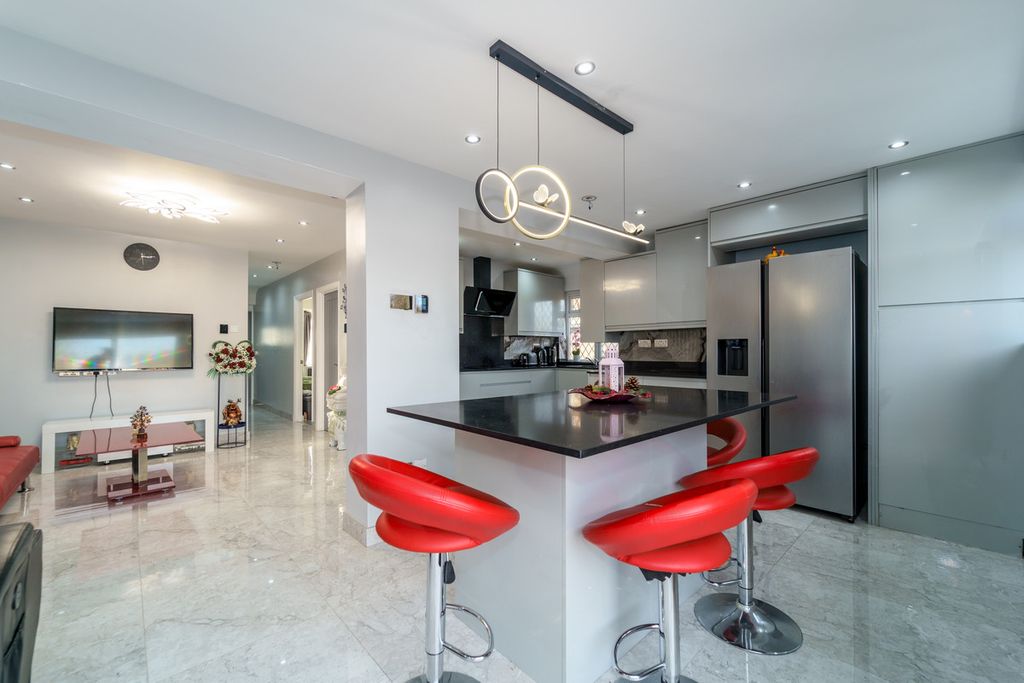Additional image 3 of 3 bed semi-detached house for saleCompton Place, Watford WD19