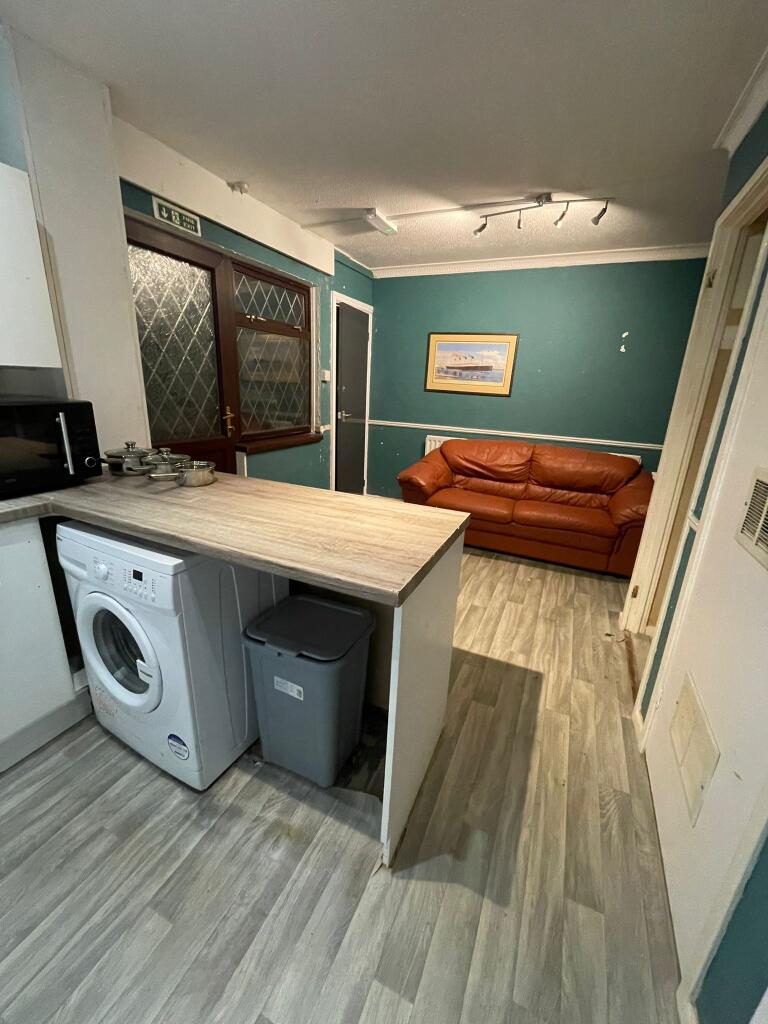 Additional image 4 of X1 Room Devon Road, Rubery, B45 0NP 