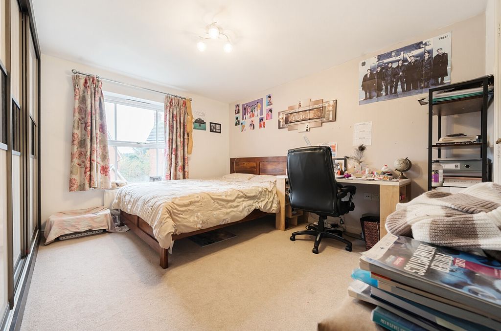 Additional image 16 of 5 bed detached house for saleArbery Way, Arborfield, Reading, Berkshire RG2