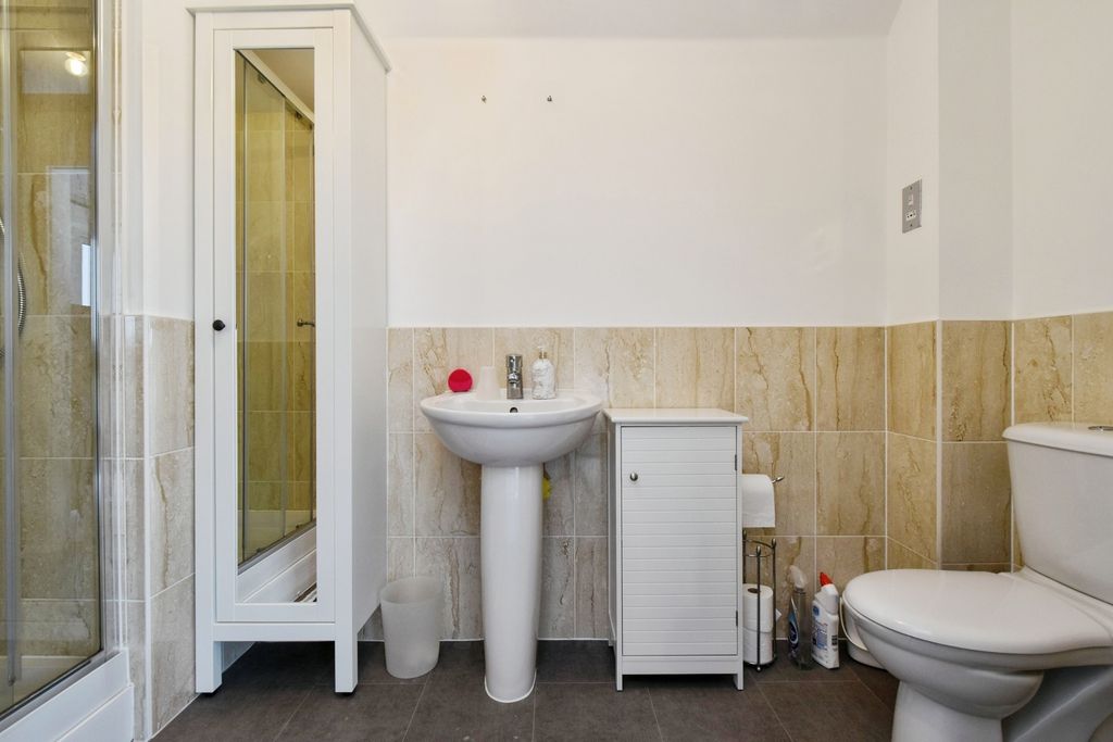 Additional image 16 of 4 bed town house for saleBwlchygwynt, Llanelli, Carmarthenshire SA15