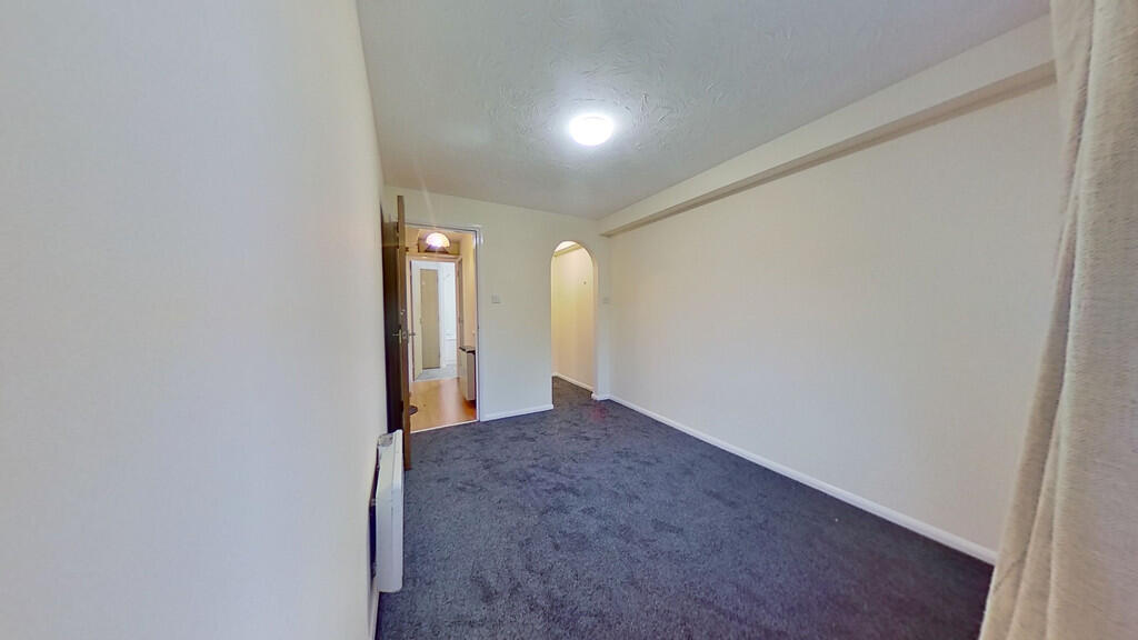 Tudor Close, Hatfield photo 4