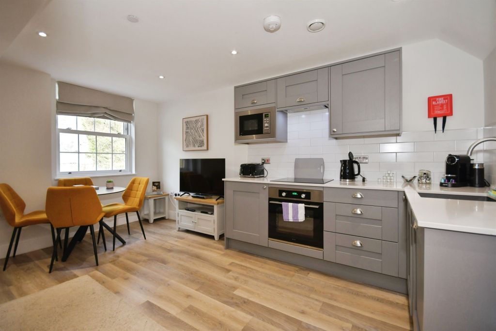 Additional image 9 of 2 bed flat for saleThe Dale, Stoney Middleton, Hope Valley S32