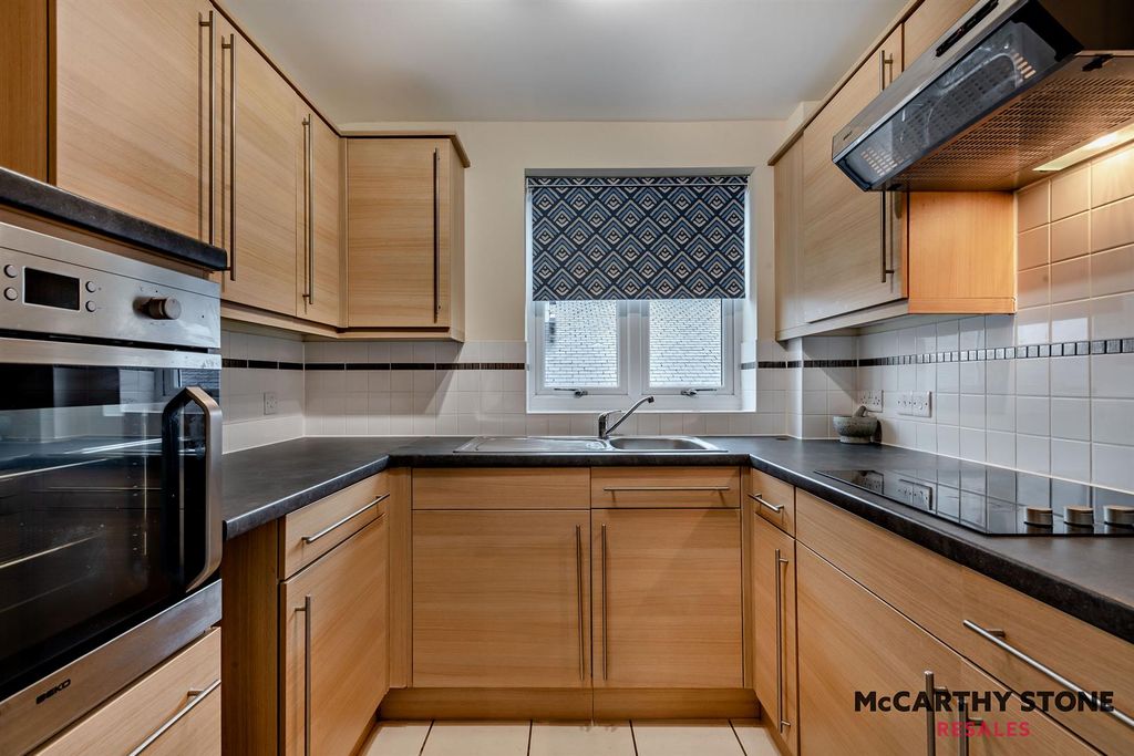 Additional image 6 of 1 bed flat for saleEdwards Court, Queens Road, Attleborough NR17