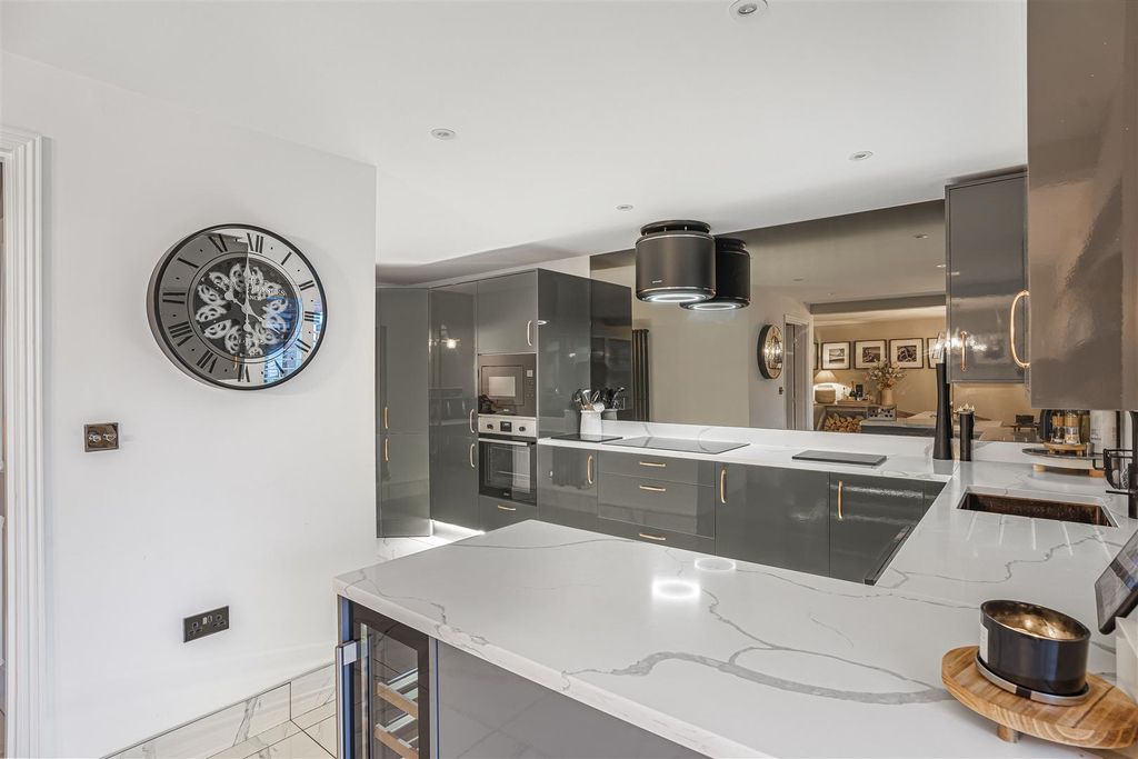 Additional image 5 of 5 bed detached house for saleAscot Way, Bicester OX26