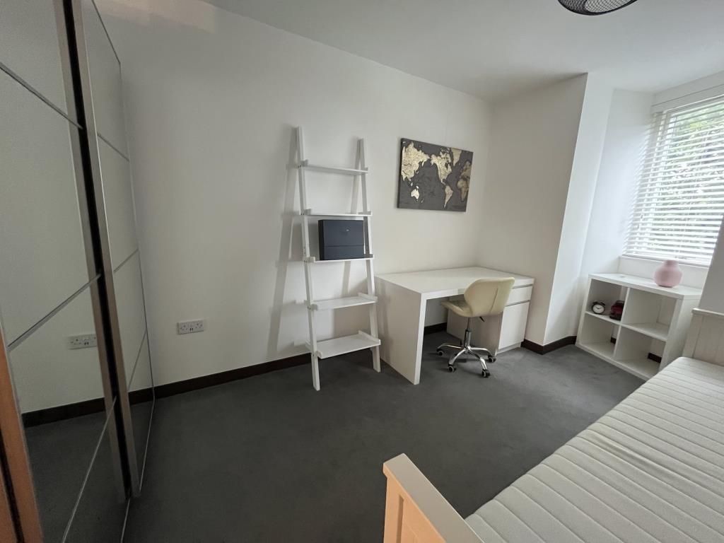 Additional image 15 of 2 bed flat for saleReading Town Centre, Berkshire RG1