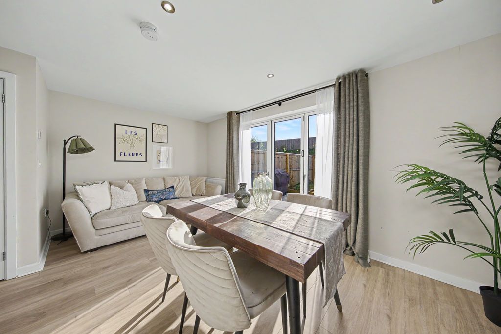 Additional image 9 of 4 bed semi-detached house for saleWoodyard Avenue, Tapton, Chesterfield S41
