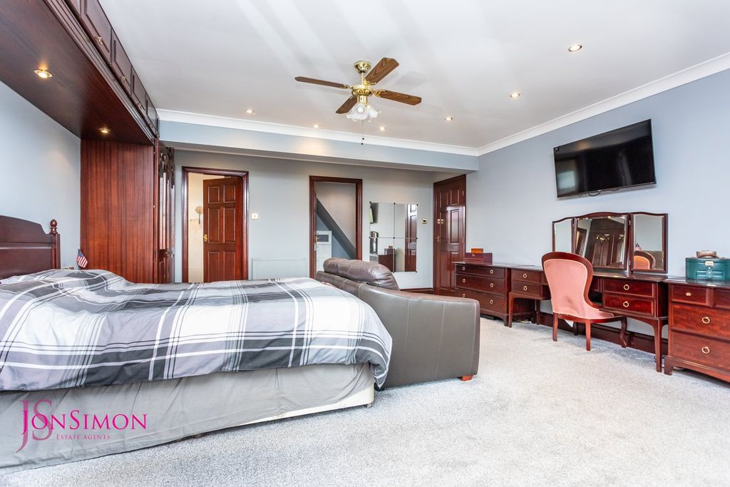 Additional image 28 of 5 bed detached house for saleRoundhill Road, Haslingden, Rossendale BB4