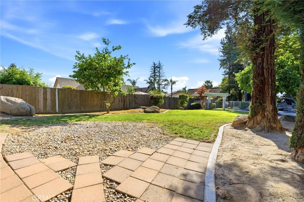 Additional image 70 of 412 N Kanai, Porterville, CA 93257