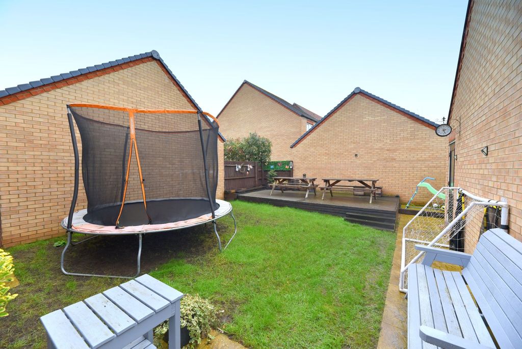 Additional image 22 of 4 bed detached house for saleCoates Road, Biggleswade SG18