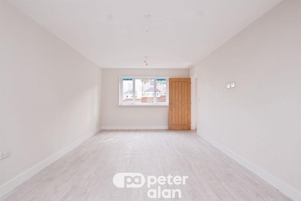 Additional image 3 of 4 bed detached house for saleFive Locks Road, Pontnewydd, Cwmbran NP44