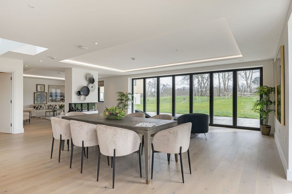 Additional image 3 of 4 bed detached house for saleCourtlands Park, Park Road, Banstead SM7