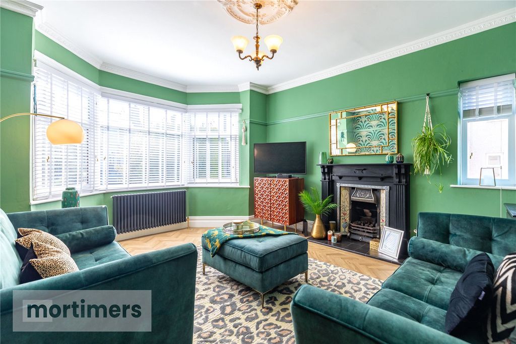 Additional image 4 of 4 bed semi-detached house for saleBurnley Road, Accrington, Lancashire BB5