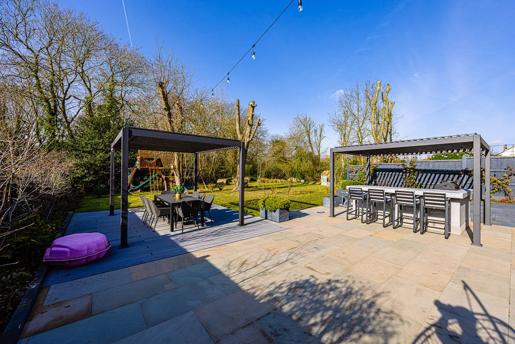 Additional image 35 of 5 bed detached house for saleRayleigh Road, Benfleet SS7