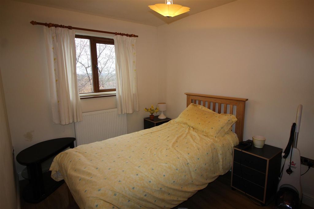 Additional image 8 of 3 bed flat for saleWillow Grove, Dodworth, Barnsley S75