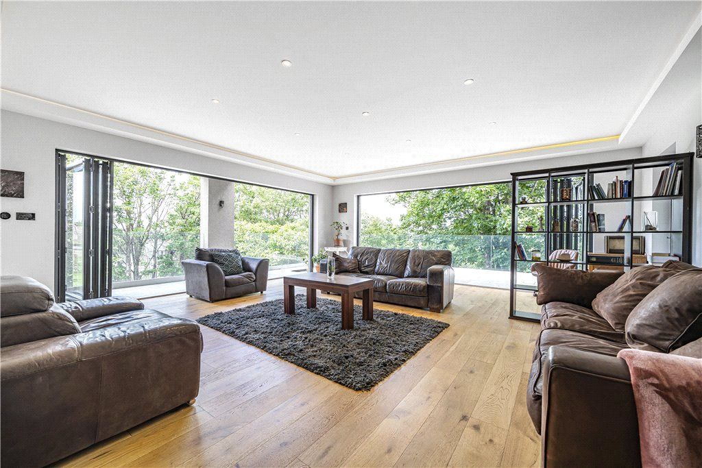 Additional image 3 of 5 bed detached house for saleFremantle Road, Belvedere DA17