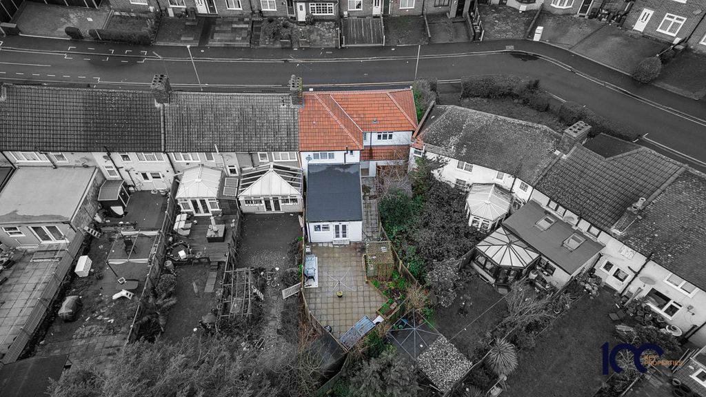 Additional image 2 of 4 bed semi-detached house for saleEliot Road, Dagenham RM9