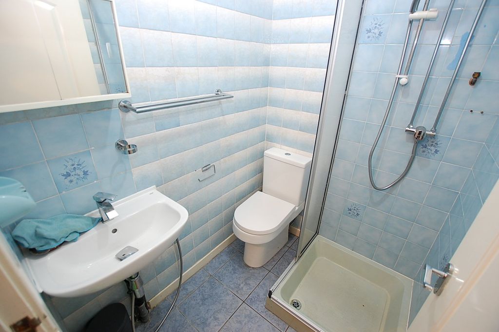 Additional image 7 of 5 bed semi-detached house for saleGlendon Crescent, Ashton-Under-Lyne, Greater Manchester OL6