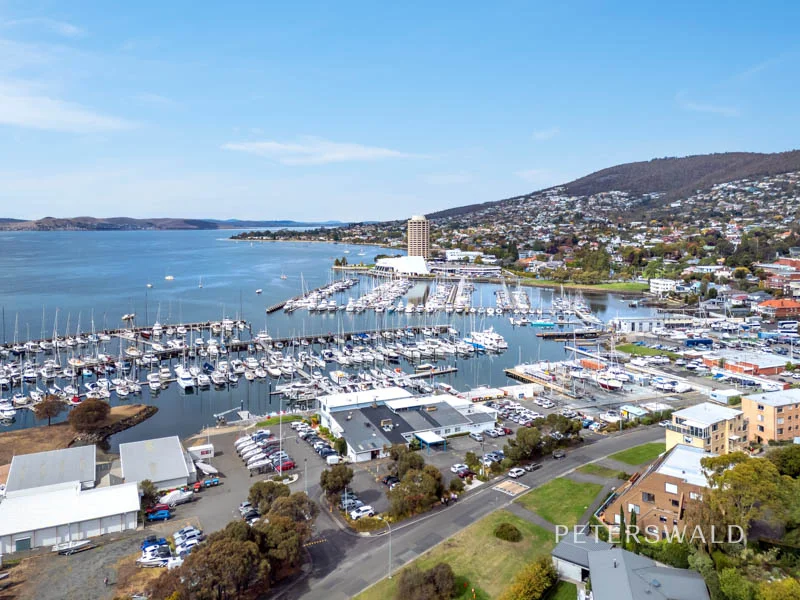 Additional image 26 of 3/46 Marieville Esplanade, Sandy Bay TAS 7005
