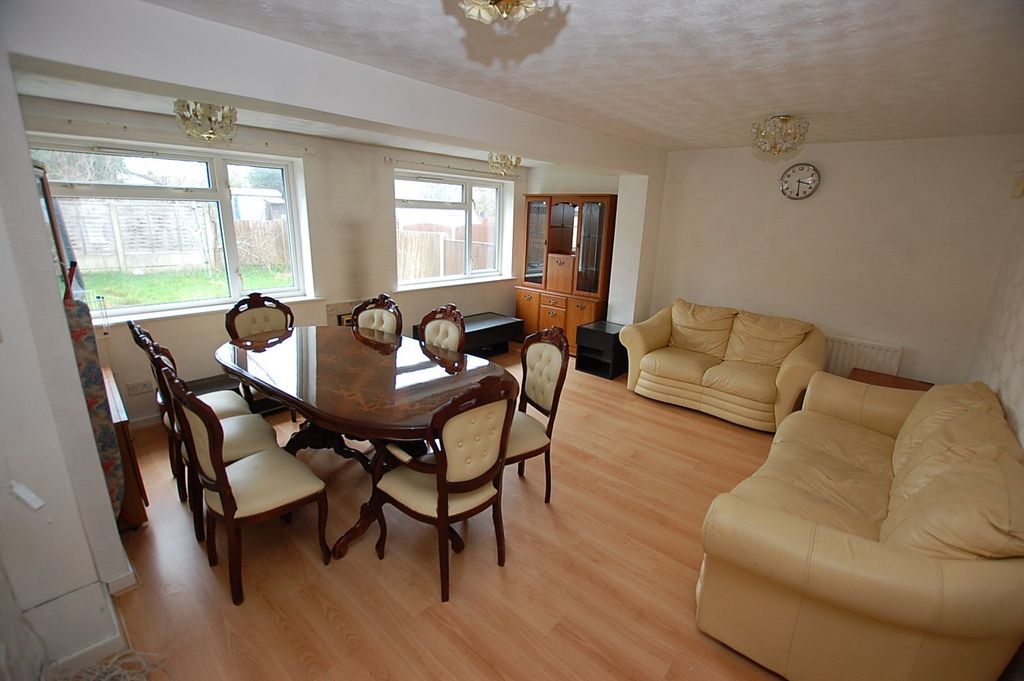 Additional image 2 of 5 bed semi-detached house for saleGlendon Crescent, Ashton-Under-Lyne, Greater Manchester OL6