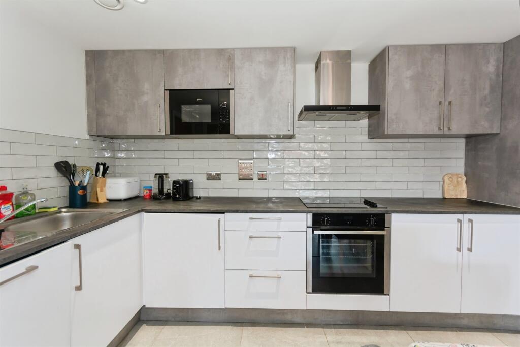 Additional image 9 of Stratford Road, Shirley, SOLIHULL
