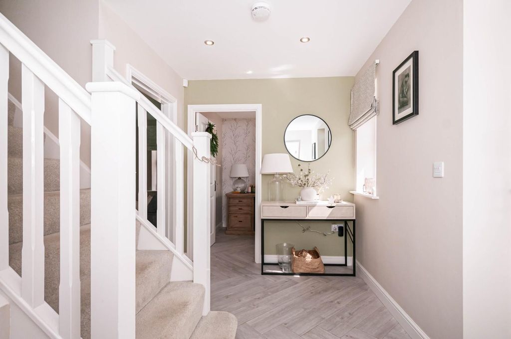 Additional image 4 of 4 bed property for saleWinter Place, Beverley HU17