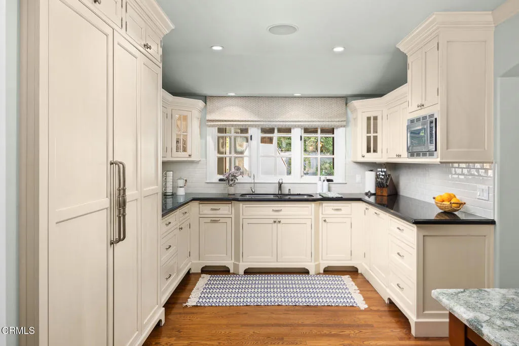 Additional image 97 of 555 Meadow Grove Street, La Canada Flintridge, CA 91011
