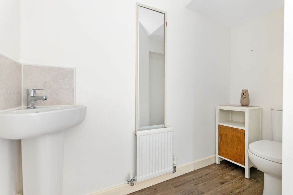 Additional image 8 of 4 bed detached house for sale15 Goldeneye Drive, Gilmerton, Edinburgh EH17