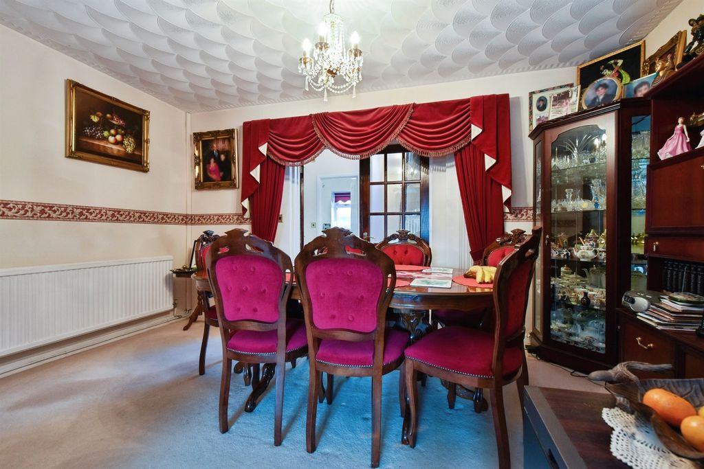 Additional image 11 of 5 bed detached house for saleCenarth Drive, Aberdare CF44