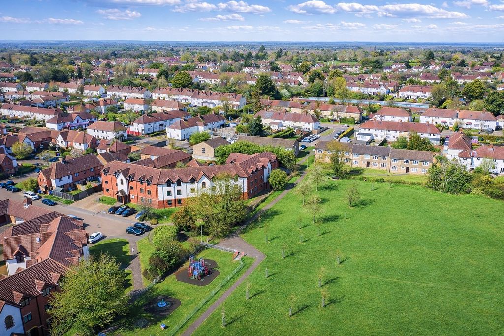Additional image 9 of 2 bed flat for salePascal Way, Letchworth Garden City SG6