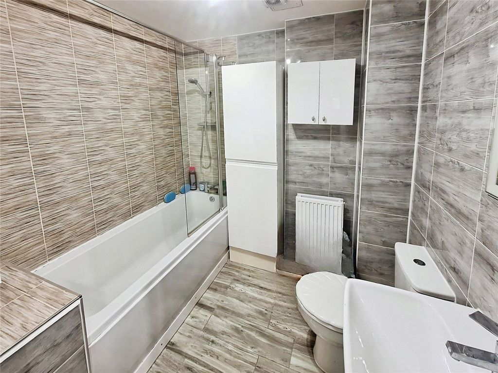 Additional image 6 of 2 bed flat for saleDamselfly Court, Nuneaton, Warwickshire CV10