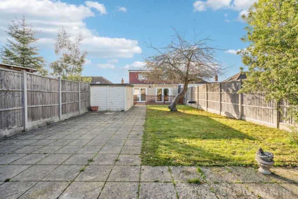 Additional image 20 of 4 bed semi-detached bungalow for saleSt. Georges Drive, Carpenders Park, Watford WD19