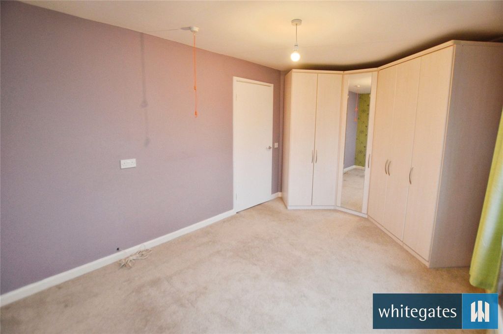 Additional image 9 of 2 bed flat for saleLynwood Garth, Leeds, West Yorkshire LS12