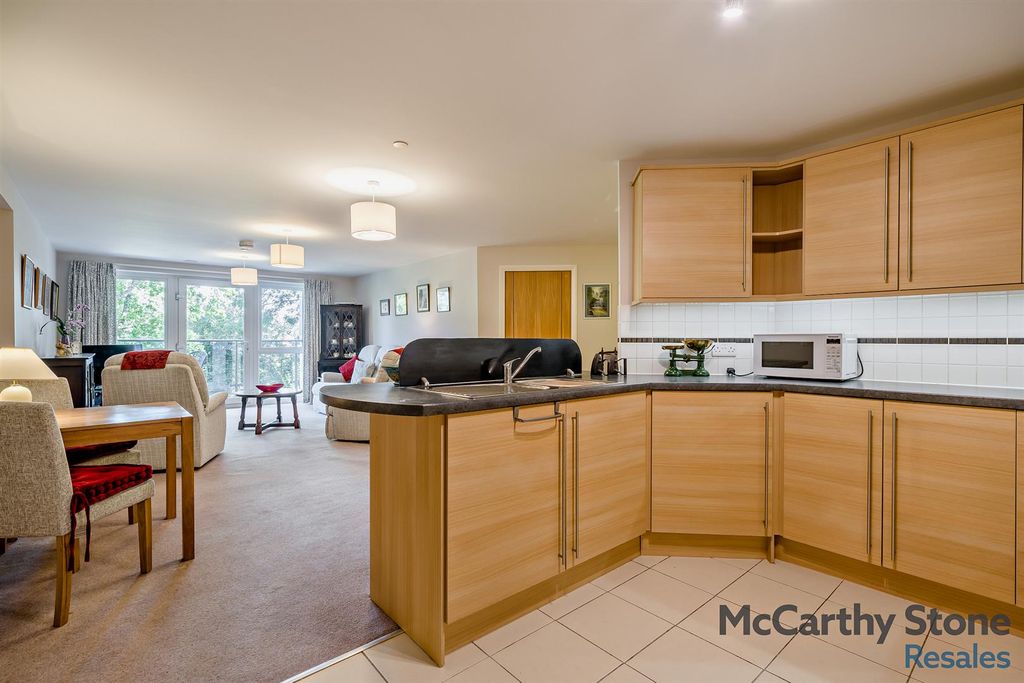 Additional image 8 of 2 bed flat for sale25 Wainwright Court, Kendal LA9