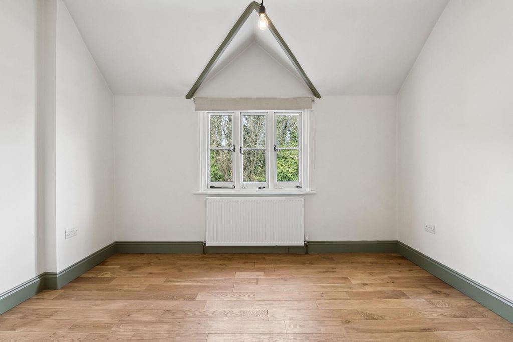 Additional image 16 of 3 bed terraced house for saleHigh Street, Old Amersham, Buckinghamshire HP7