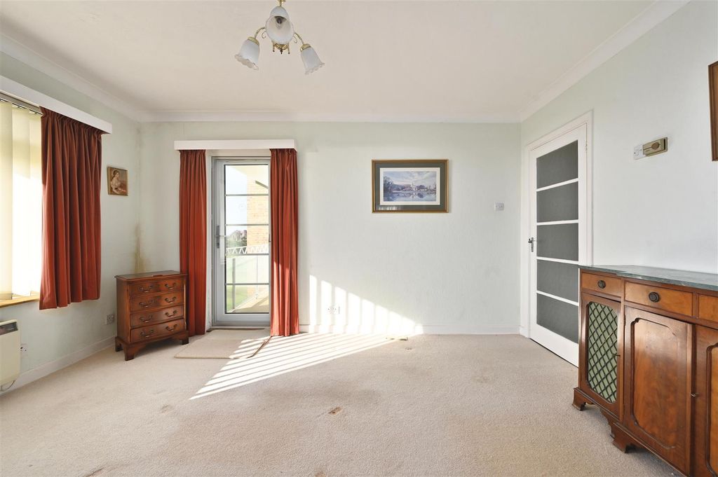 Additional image 15 of 2 bed flat for saleWest Parade, Bexhill-On-Sea TN39