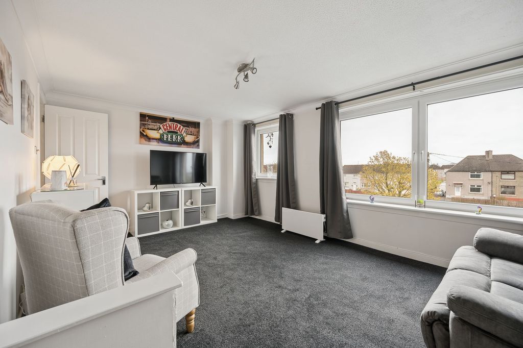 2 bed flat for salePark View, Stoneyburn EH47 photo 5