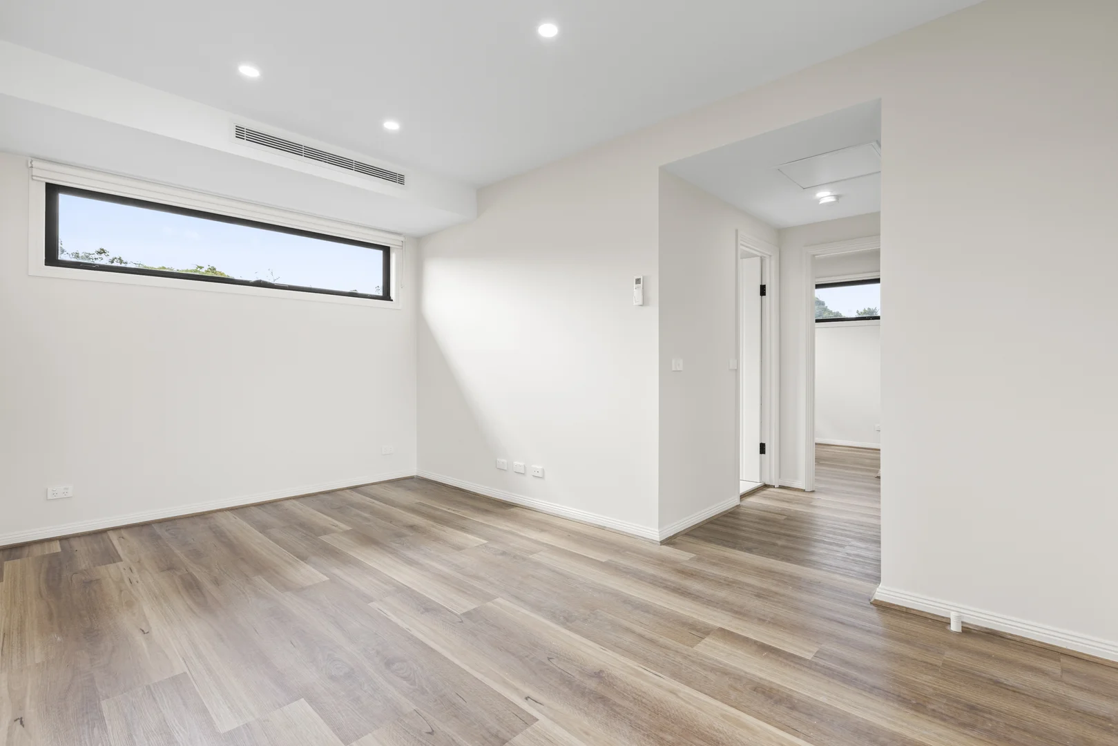 Additional image 5 of 2/11 Bennett Avenue, Mount Waverley VIC 3149