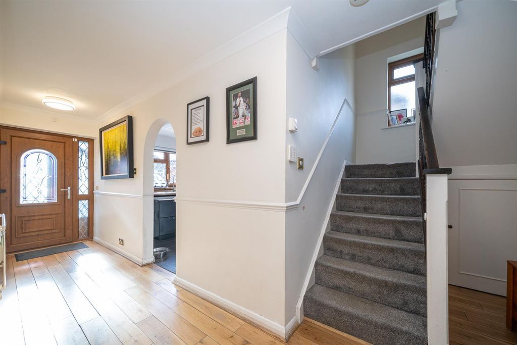 Additional image 3 of 4 bed detached house for saleAbbots Road, Abbots Langley WD5