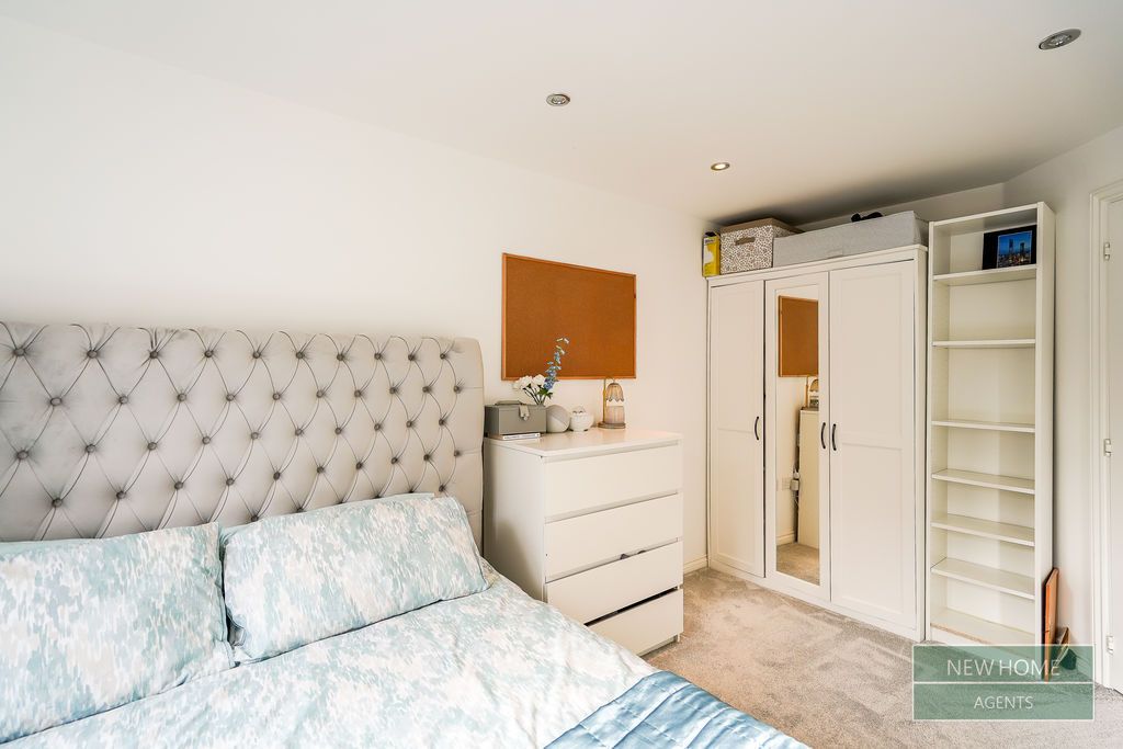 Additional image 8 of 2 bed flat for saleWhitstable Mews, Wortley, Leeds LS12